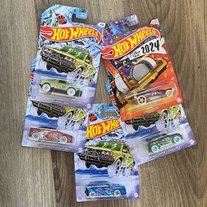 Hot Wheels 5 Car Set Happy New Year 2024 Holiday 2023 Winter Edition Hotwheels